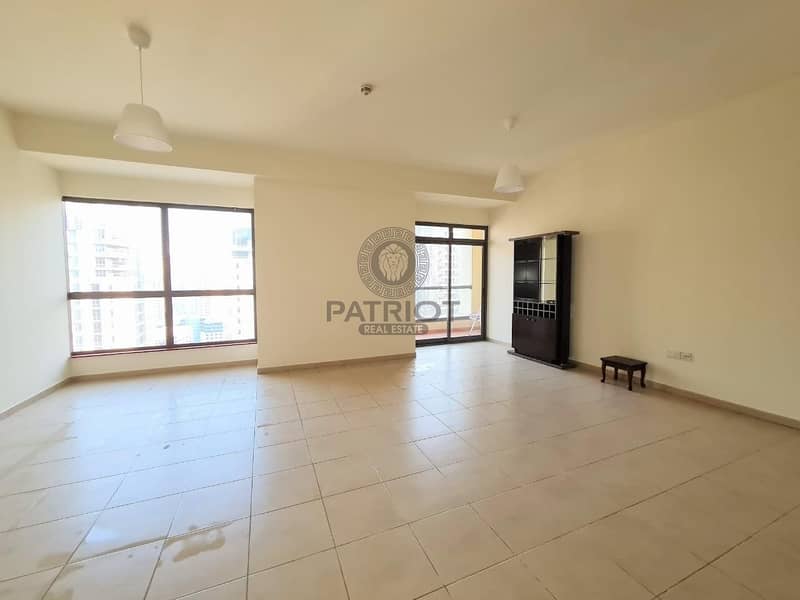 3 Specious  2 Beds| Full Marina View plus Big Balcony