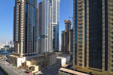 Marina View | Unfurnished | Available Now Marina View | Unfurnished | Available Now