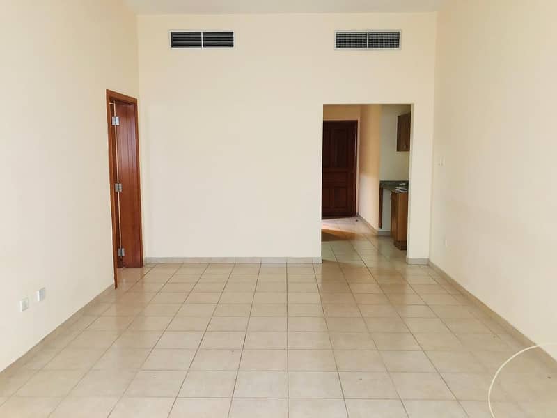 Квартира в Аль Карама, 2 cпальни, 70000 AED - 4853751
