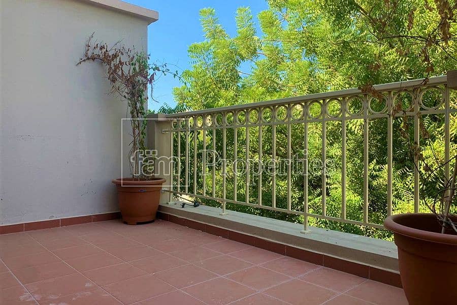 Middle Unit | Landscaped Garden | Well Maintained