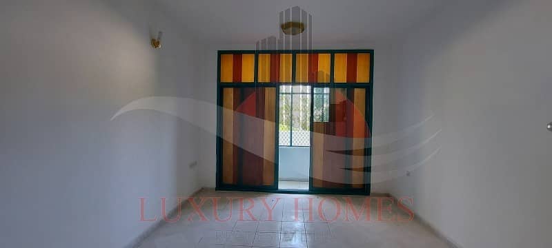 Enrapturing apt with beautiful layout and Balcony Enrapturing apt with beautiful layout and Balcony
