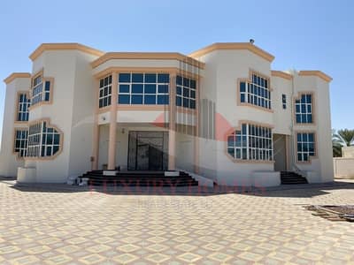 Classy brand new Villa with an Enormous Yard Classy brand new Villa with an Enormous Yard
