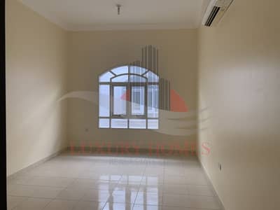 Spectacular built with state of art features Spectacular built with state of art features