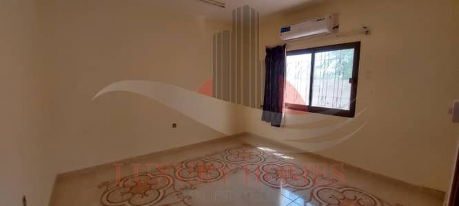 Affordable 3 beds unit with covered Parking Affordable 3 beds unit with covered Parking