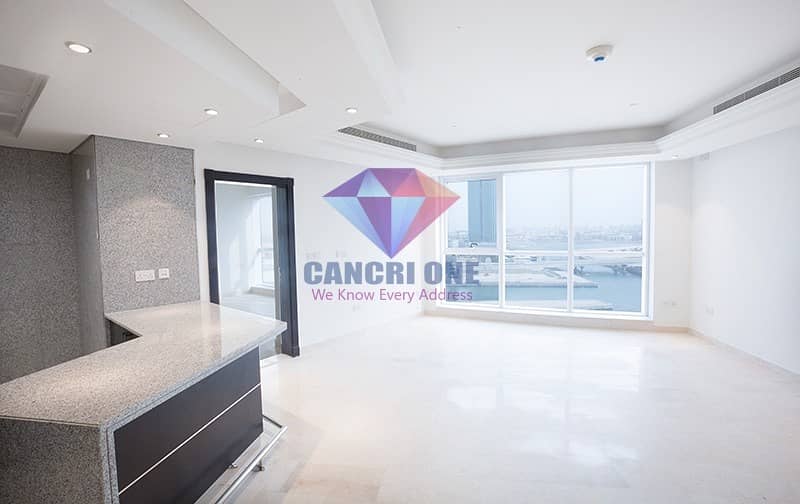Impressive 1BHK+1 | Lake and Skyline View Impressive 1BHK+1 | Lake and Skyline View
