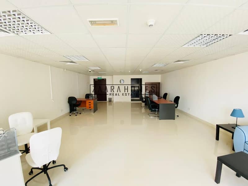 Fitted office Furnished with Lake View