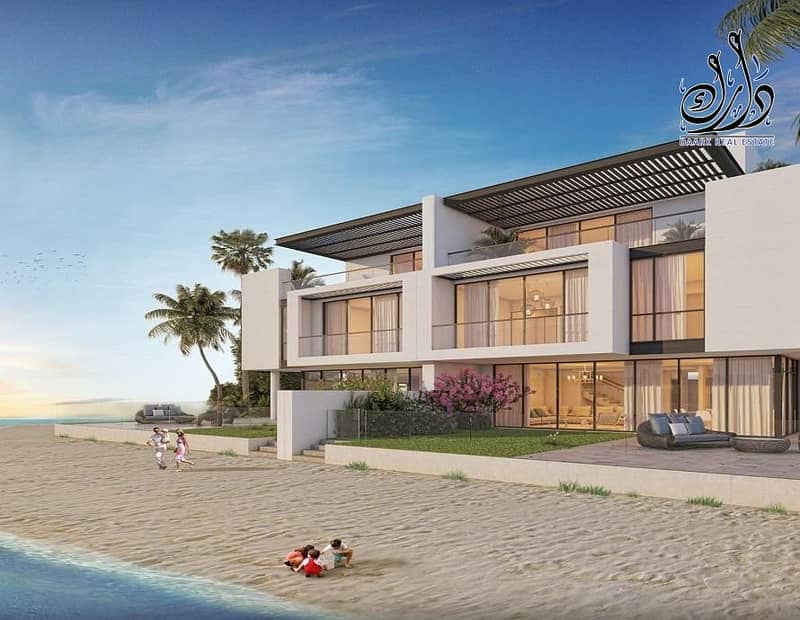 6 Owns a 6-room villa with sea views