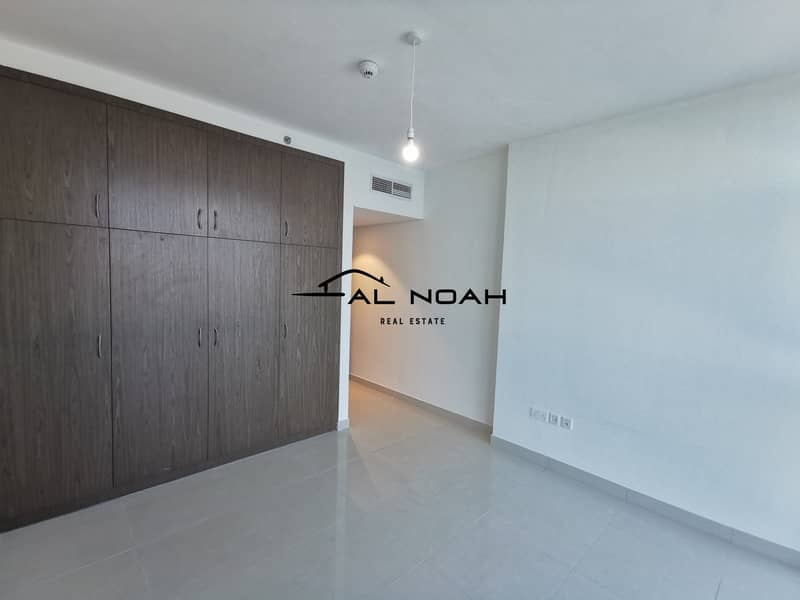 3 13 Months Contract | Pay Upto 4 Chqs | Amazing Finishing of the Apt