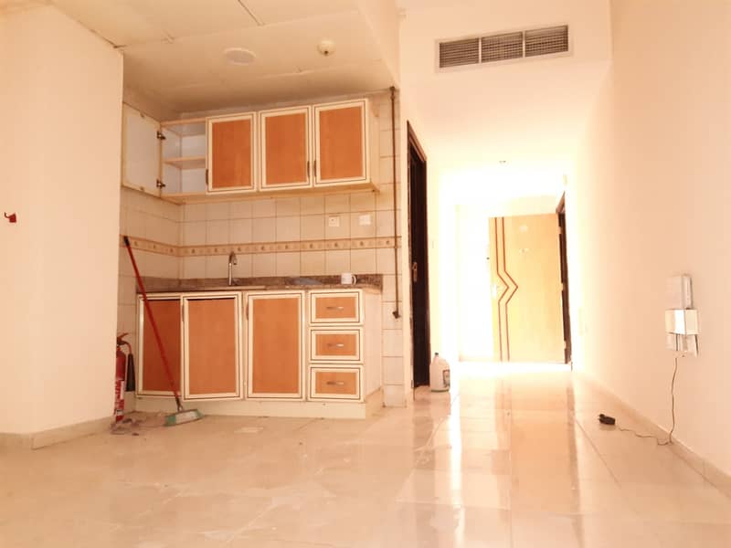 Квартира в Мувайле, 12000 AED - 4829274