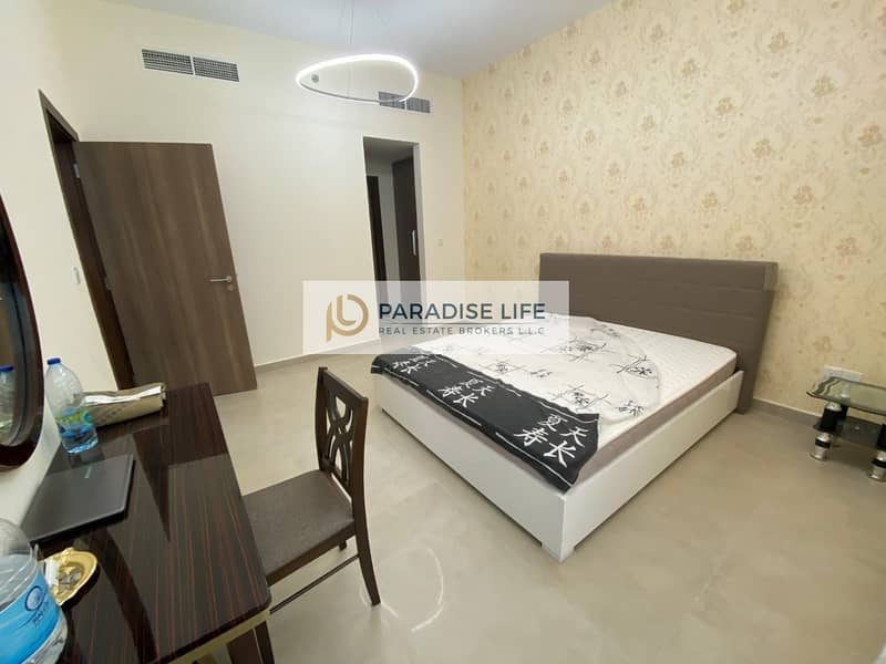 Fully Furnished 1 Bedroom chiller Free in Azizi Samia 