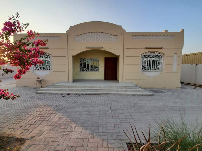 Villa for rent in Sharjah, Al Homa area, opposite Al Mawafjah, close to Sheikh Mohammed Bin Zayed Road