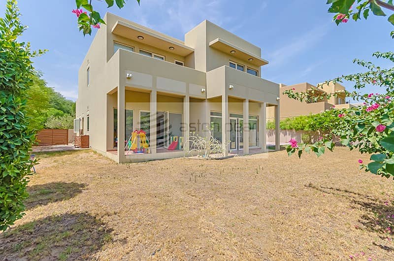 Vacant | Close to JESS | Well Maintained | Type 9 Vacant | Close to JESS | Well Maintained | Type 9