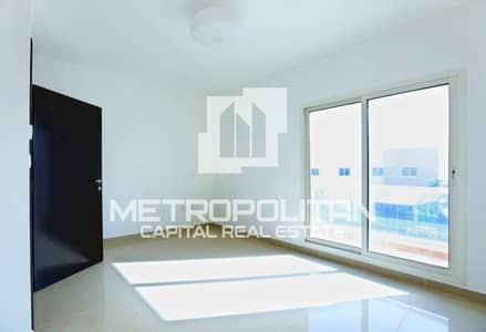 Ready To Move| Amazing Single Row Villa w/ Balcony Ready To Move| Amazing Single Row Villa w/ Balcony
