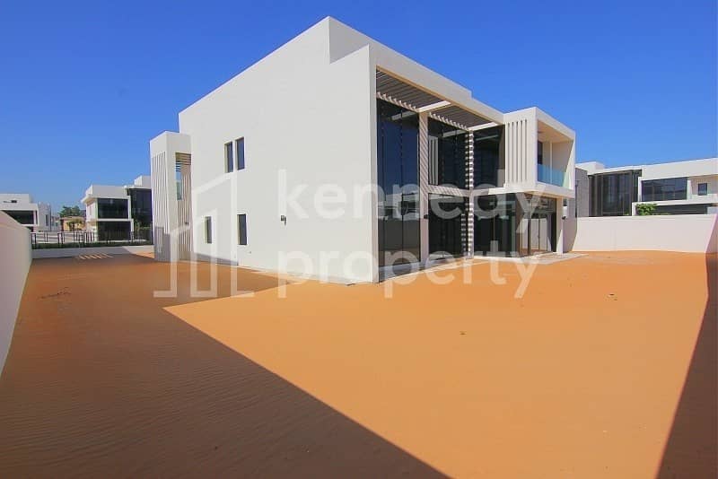 Large Layout | Luxury Community | Big Plot Large Layout | Luxury Community | Big Plot