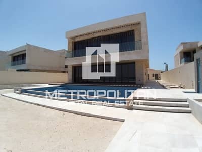 5 Bedroom Villa for Rent in Saadiyat Island, Abu Dhabi - Luxurious Villa with Mangrove View & Private Pool! 5 Bedroom Villa for Rent in Saadiyat Island, Abu Dhabi - Luxurious Villa with Mangrove View & Private Pool!