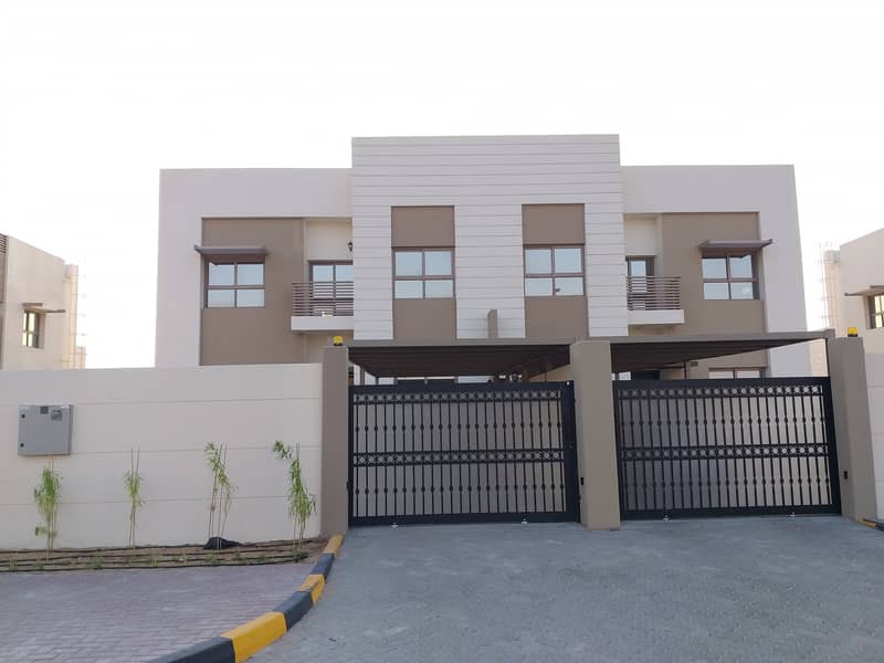 Brand new Duplex 5bhk villa rent 105k in 4cheque in muwaileh call. 054_4429400