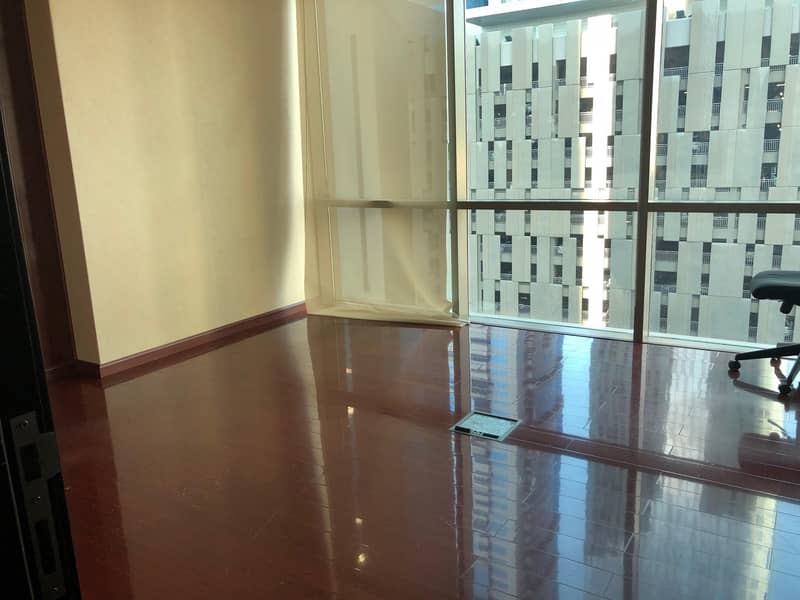 5 Fully Fitted Office in DIFC ! Direct from Landlord