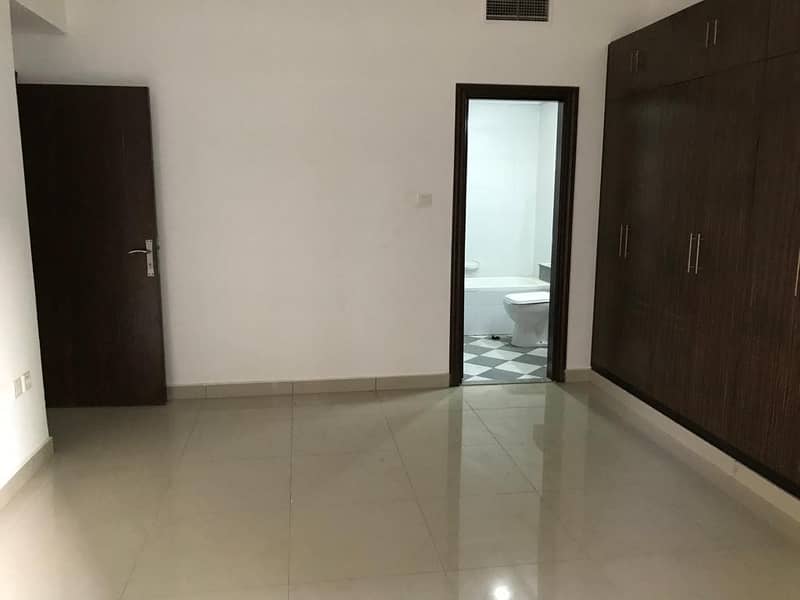 SPACIOUS AND LUXURY 1BHK BRAND NEW BUILDING WITH GYM AND POOL FULL FAMILY BUILDING ONLY 29k