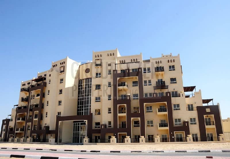 2 Beds Apartment for Rent in Remraam