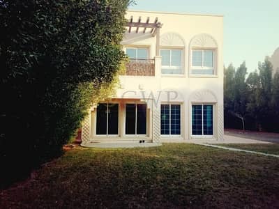 Single Row | Landscaped | Tall Trees | Close To Park | Single Row | Landscaped | Tall Trees | Close To Park |