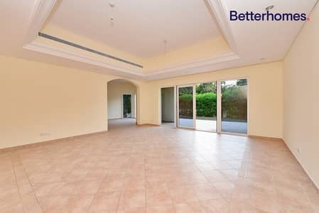 Prime Location | Huge Plot | Perfect Lifestyle Prime Location | Huge Plot | Perfect Lifestyle