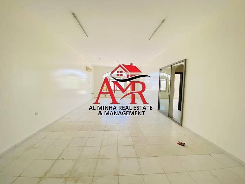 Amazing & Spacious Flat With Wardrobes & Shaded parking Amazing & Spacious Flat With Wardrobes & Shaded parking