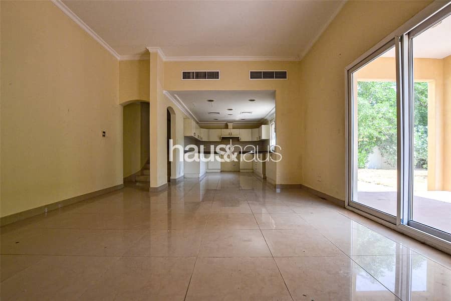 Vacant | Large Villa | 4Beds + Maids | Type 2