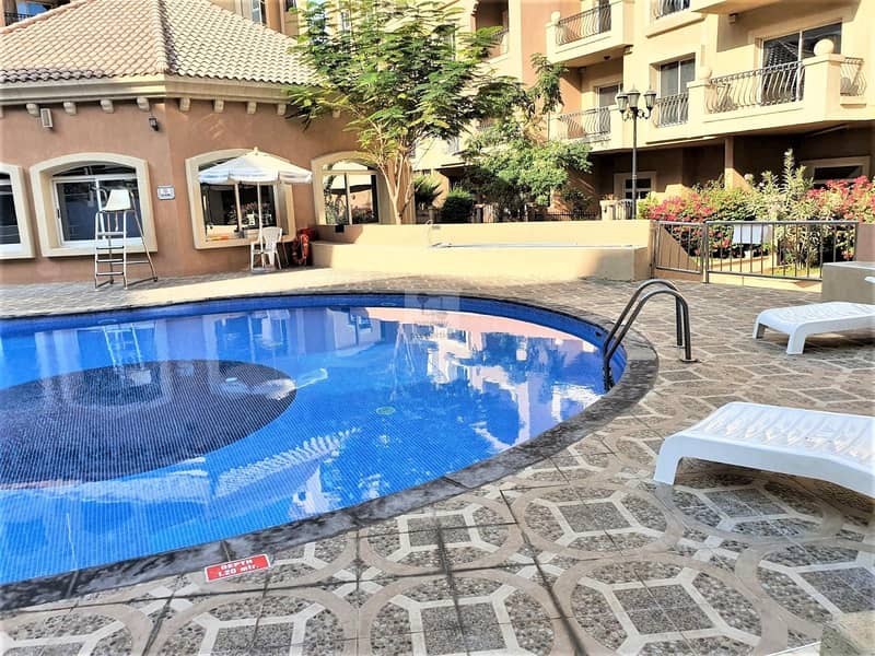 7 Upgraded 1Bed | Pool view | Spacious | Bright