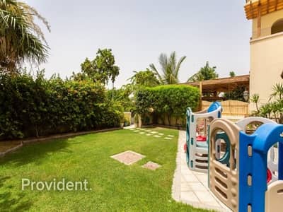 5 Bedroom Villa for Sale in Dubai Festival City, Dubai - Nice 5Bed+M Triplex Freehold Dream Home 5 Bedroom Villa for Sale in Dubai Festival City, Dubai - Nice 5Bed+M Triplex Freehold Dream Home