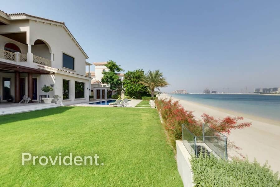 Waterfront View | Luxury Furnished 4 Bed Villa