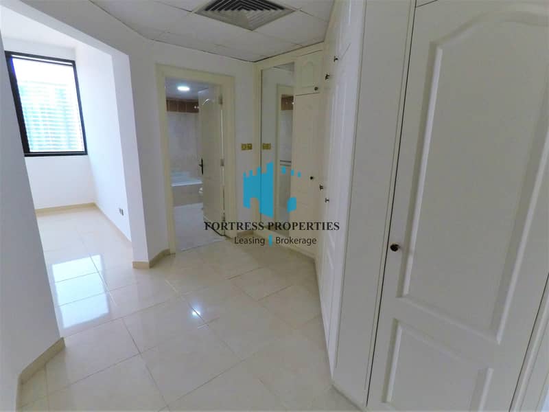 30 FULL SEA VIEW!! WITH BALCONY!! 3 Master Bedrooms + Maids Room