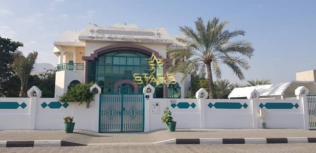 4 Bedroom Villa for Sale in Al Falaj, Sharjah - Spacious | Well Maintained | 4 Bedroom Villa | For Sale 4 Bedroom Villa for Sale in Al Falaj, Sharjah - Spacious | Well Maintained | 4 Bedroom Villa | For Sale