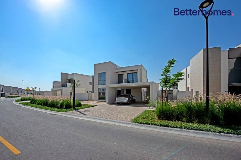 Cheapest 5 beds | Brand New | Opposite to pool Cheapest 5 beds | Brand New | Opposite to pool