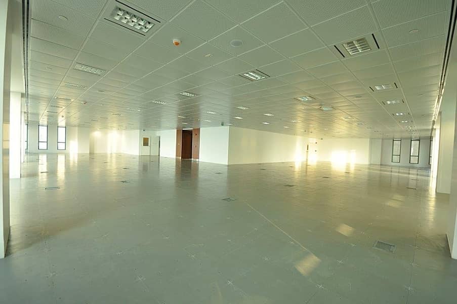A super deluxe finishing office with a distinct sea view in a large area in Capital Plaza