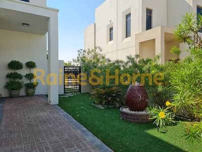 OPEN HOUSE - VIEW NOW - STUNNING UPGRADED HOME OPEN HOUSE - VIEW NOW - STUNNING UPGRADED HOME