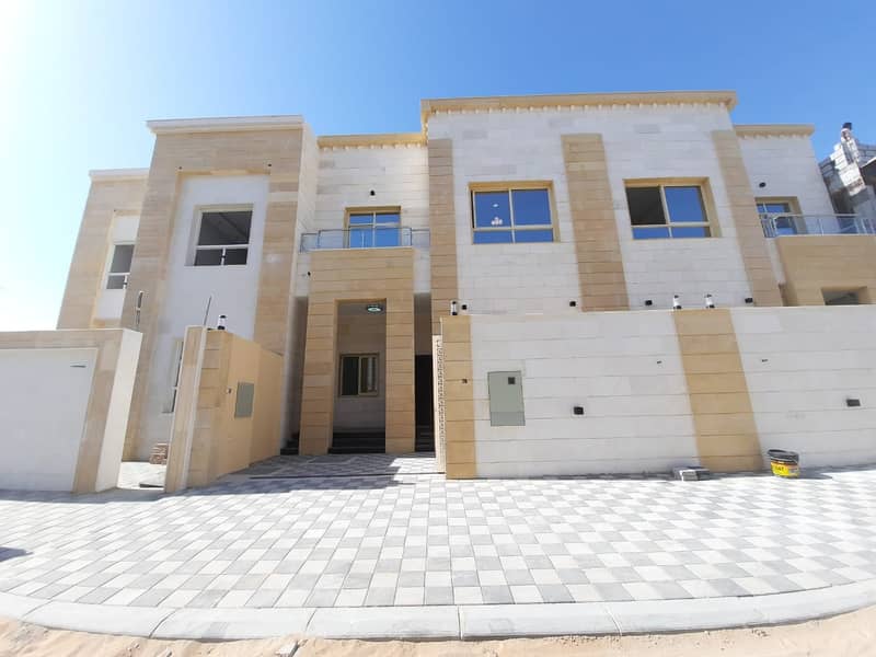 For sale the finest villa in the emirate of Ajman, new, first inhabitant, without down payment