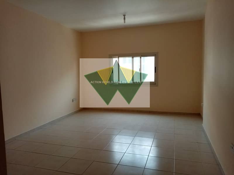 3 Spacious 2 bhk  apt  with 3 bath and available wardrobe for rent