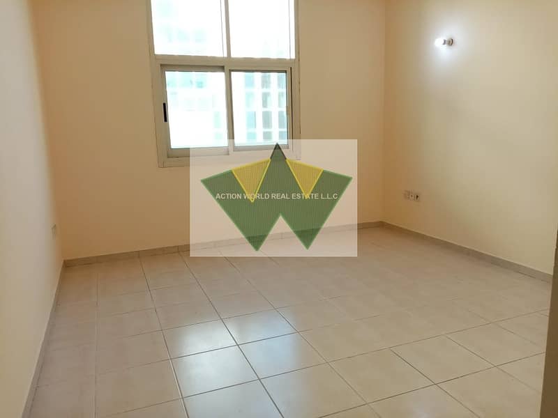 5 Spacious 2 bhk  apt  with 3 bath and available wardrobe for rent