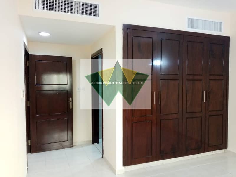 2 Spacious 2 bhk  apt  with 3 bath and available wardrobe for rent