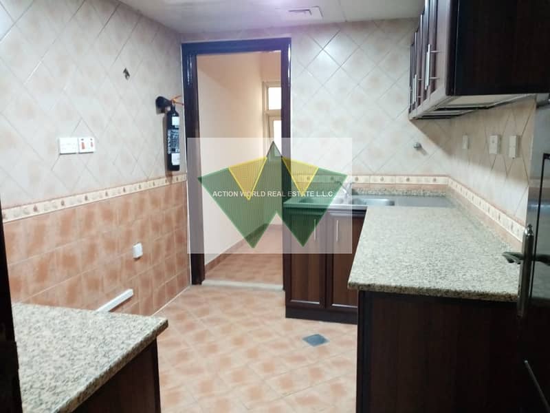 9 Spacious 2 bhk  apt  with 3 bath and available wardrobe for rent