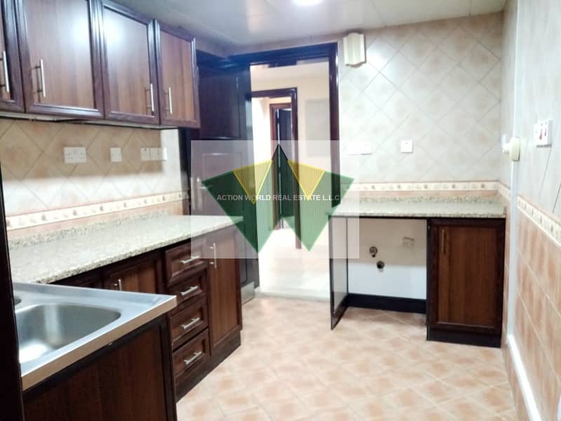 10 Spacious 2 bhk  apt  with 3 bath and available wardrobe for rent