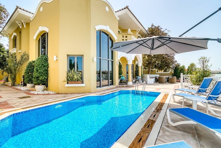 21 Sandy Bay II/ Elegant Villa/ Private Pool &Beach