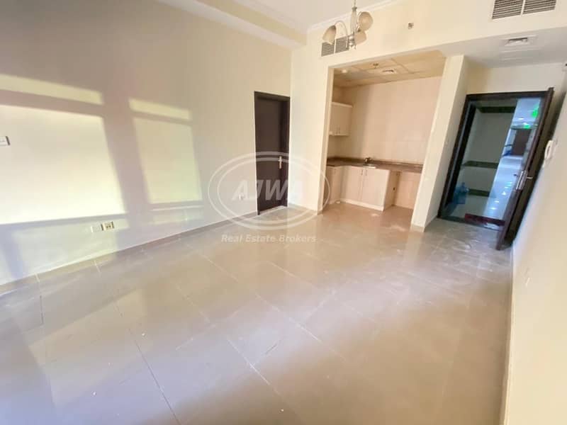 12 Hot deal 1 Bed near JLT Metro Station Full Lake View