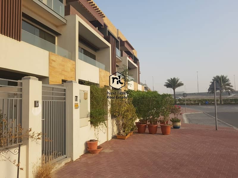 UPGRADED | GREAT LOCATION | CLOSE TO POOL | EXCELLENT CONDITION UPGRADED | GREAT LOCATION | CLOSE TO POOL | EXCELLENT CONDITION