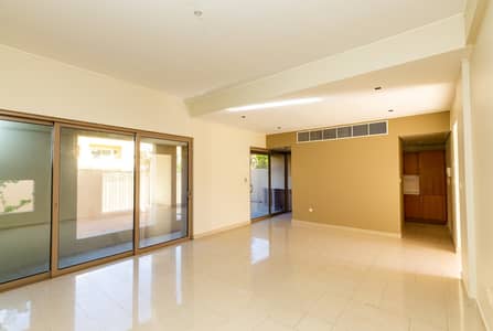 Beautiful 3 Bedroom Townhouse | Greenery all round Beautiful 3 Bedroom Townhouse | Greenery all round