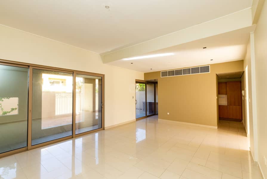 Beautiful 3 Bedroom Townhouse | Greenery all round Beautiful 3 Bedroom Townhouse | Greenery all round