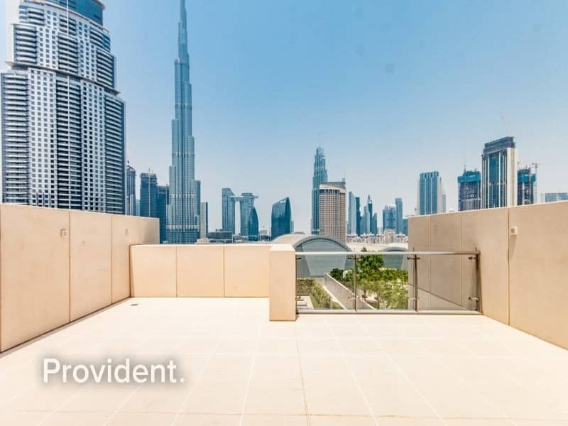 25 Private Elevator and Roof Terrace | Perfect View