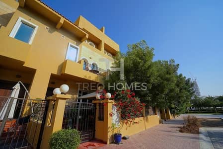 Huge Indigo townhouse | Only one on the market. Huge Indigo townhouse | Only one on the market.