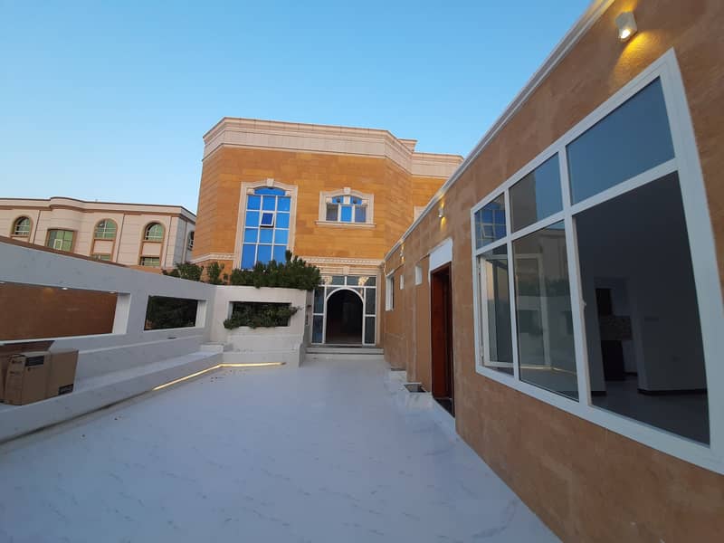 Nice (STUDIO )for  rent in khalifa city(A) -good space- good location-