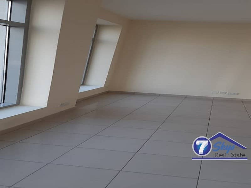 Partial Lake View | 2 Bed Apt | Blakely - Marina Partial Lake View | 2 Bed Apt | Blakely - Marina